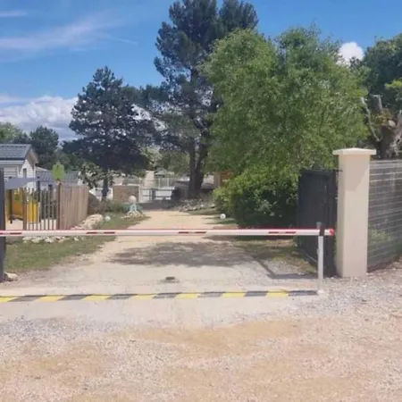 3 Etoiles - Piscine - Ccaideb Saint-Remeze